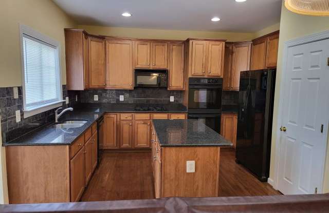 6161 POPES CREEK Place