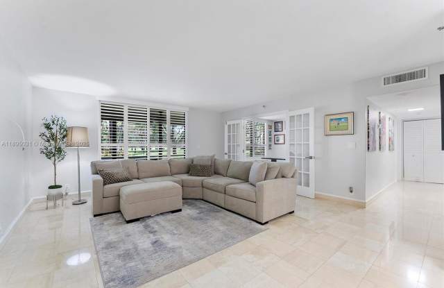 Photo of 7225 Promenade Dr