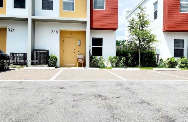 319 Foster Rd