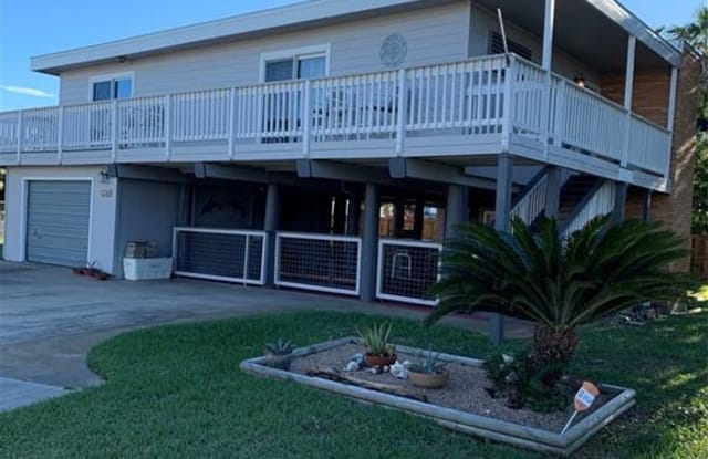 538 Channelview Dr - 538 Channel View Drive, Port Aransas, TX 78373