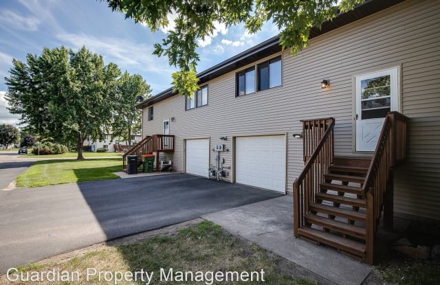 4157 Austin St - 4157 Austin St NE, Blaine, MN 55014