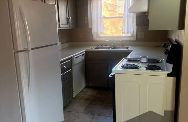 212 Woodcastle Drive