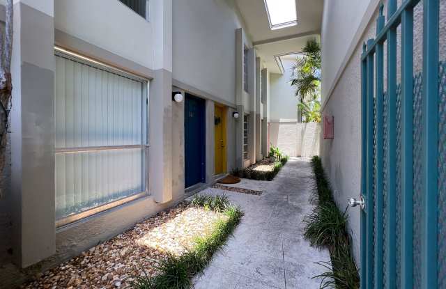 Hideaway in the Grove