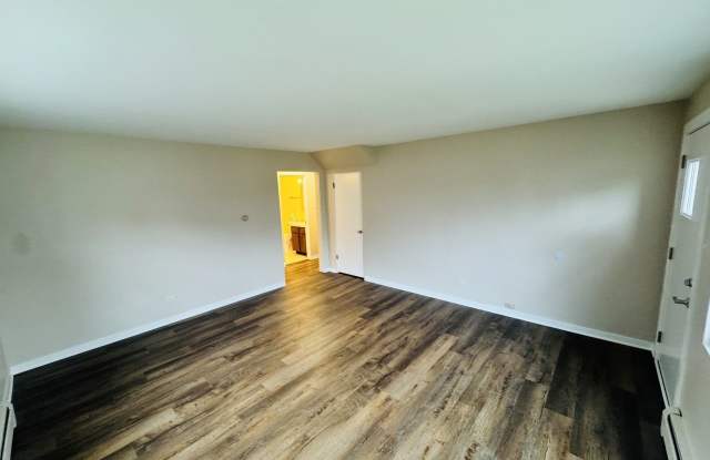 1009 Victoria Street