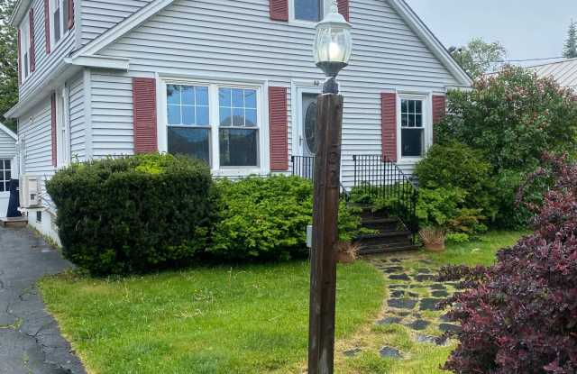 52 Fairfax Street