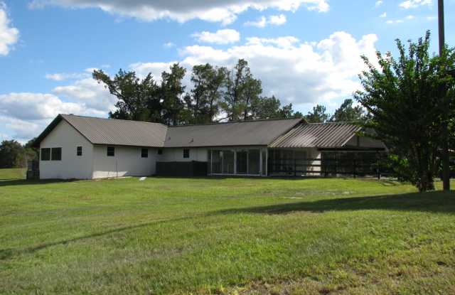 Beautiful 11.16 Acre Farm with Lots of Amenities!