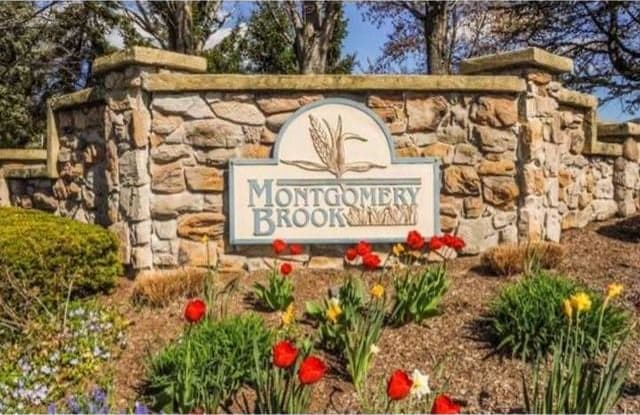 1613 FOXMEADOW CIR - 1613 Foxmeadow Circle, Montgomery County, PA 19468