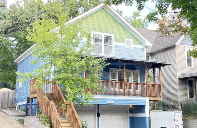 Photo of 2429 Harriet Avenue