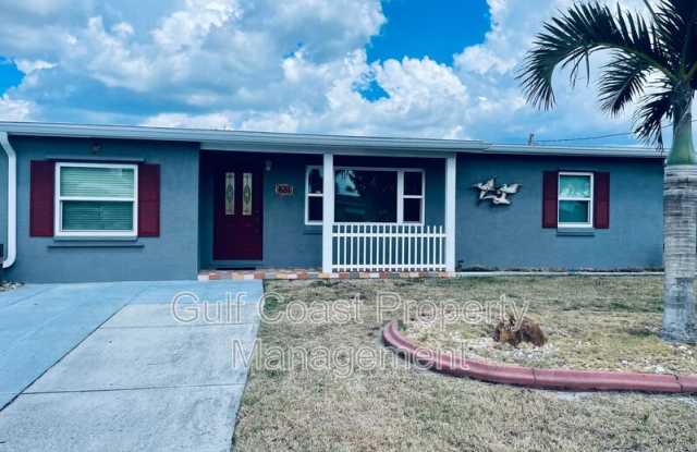 631 Palmetto Dr