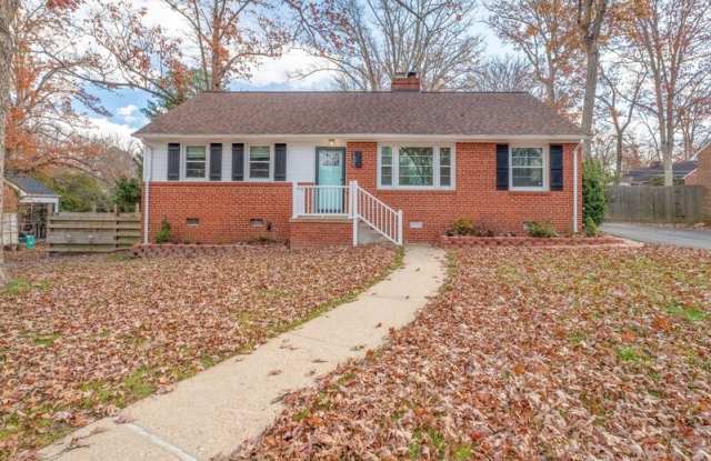 1205 Ridgecrest Drive
