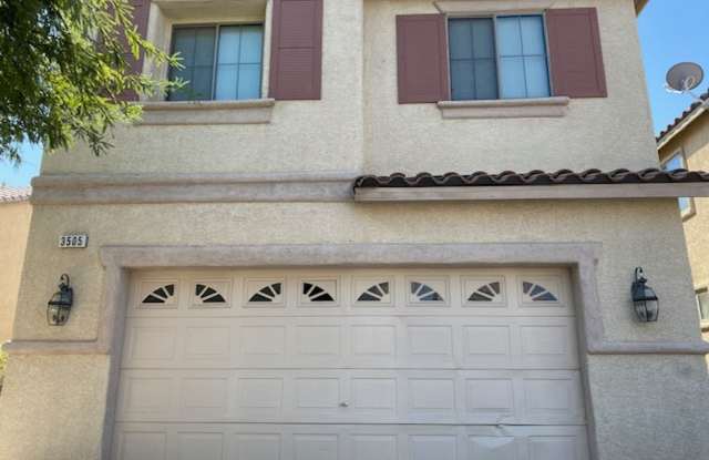 Photo of Southern Highlands 4 Bedroom- Single Family Home!