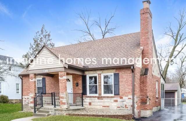 8472 Saint Clair Avenue