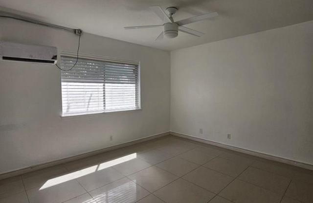 1900 E ELIZABETH ST.