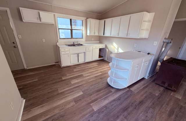 412 Meredith Street - A