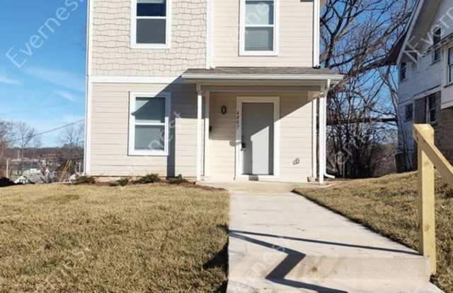 4007 Brooklyn Ave - 4007 Brooklyn Avenue, Kansas City, MO 64130