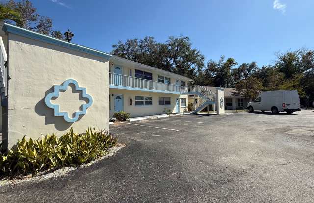 2241 Euclid Ave Apt 4