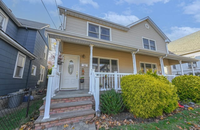 44 Violet Ave - 44 Violet Avenue, Floral Park, NY 11001