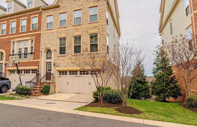 3110 CITYSCAPE DRIVE NE - 3110 Cityscape Drive Northeast, Washington, DC 20018