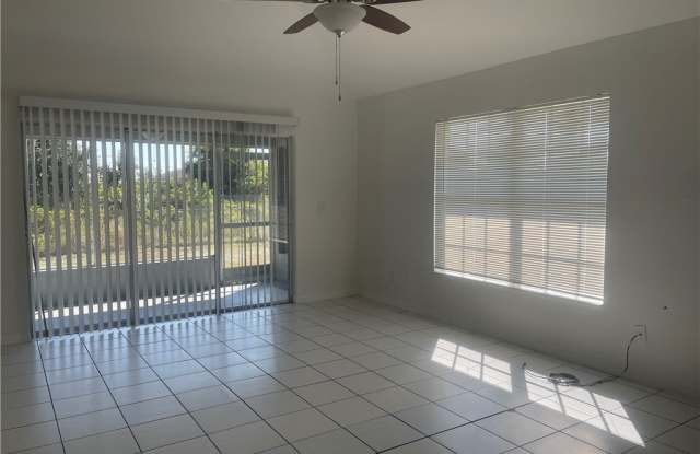 1543 Hightower Avenue S