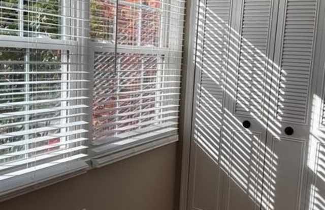 1649 Forest Hill Court