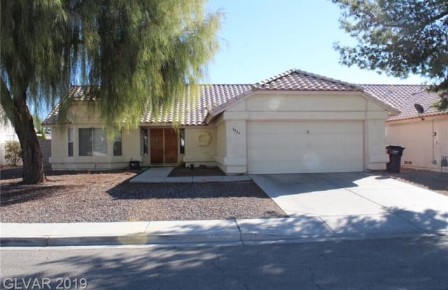 4924 COUNTRY BREEZE Court - 4924 Country Breeze Court, North Las Vegas, NV 89031