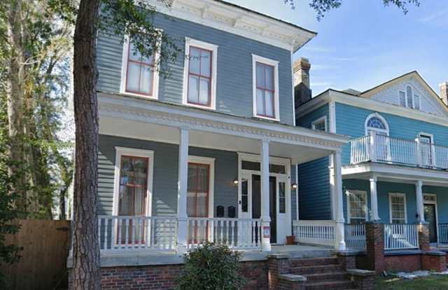 2313 Whitaker StApt A