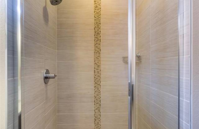 2652 W Front View Cres Dr