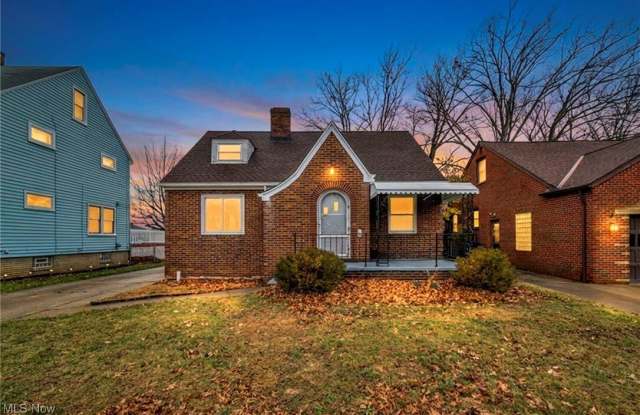 Photo of 766 E 232 STREET