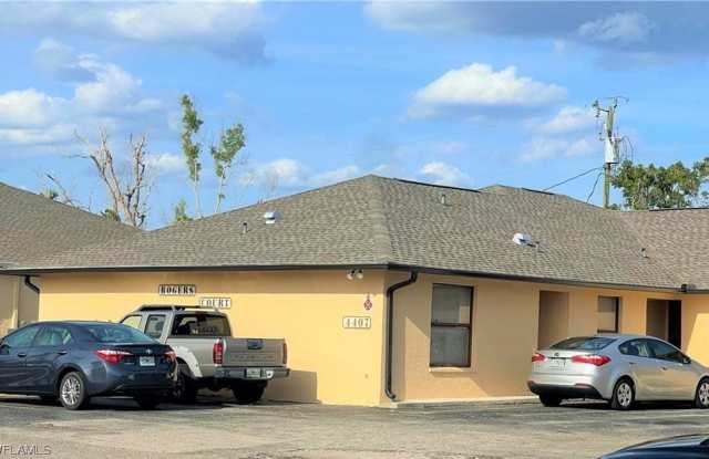 4407 SW 7th Place