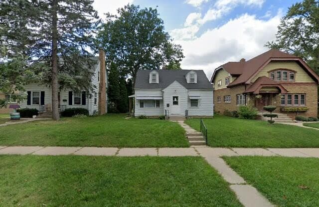 5715 N 39th Street - 5715 North 39th Street, Milwaukee, WI 53209