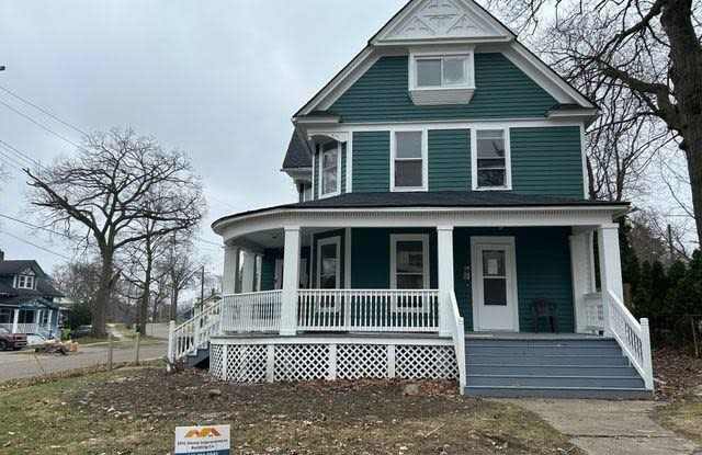 Photo of 67 HENRY CLAY Avenue