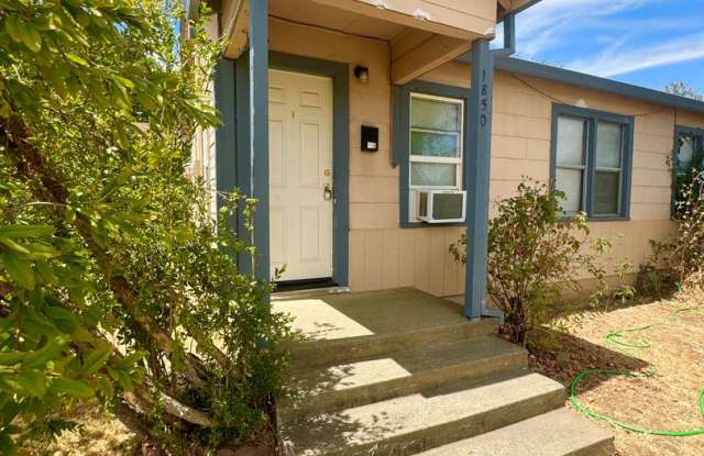 Photo of Quaint One Bedroom Duplex