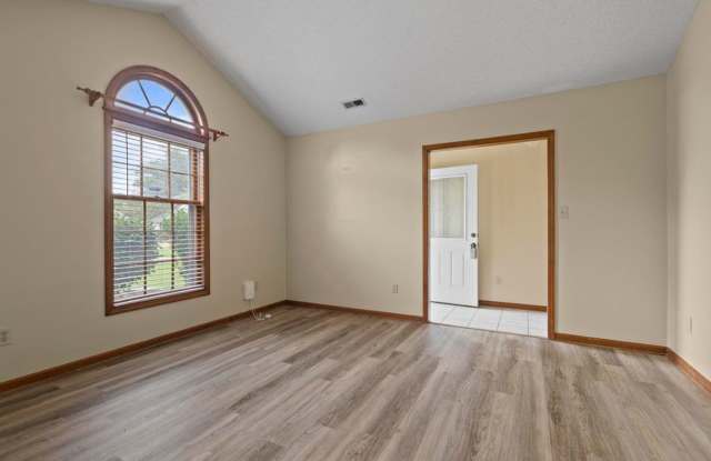 Cul-de-Sac Homesite! Tons of Room!