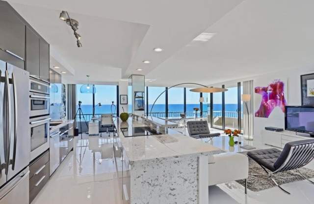 5550 N Ocean Drive