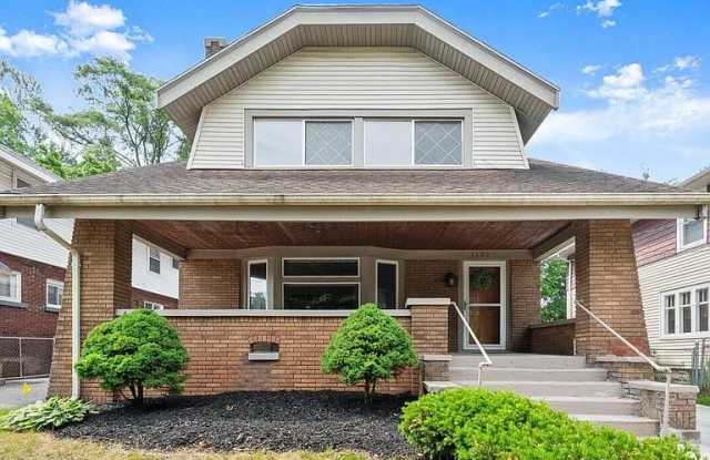 Photo of 1122 Martin Luther King Junior Street Southeast