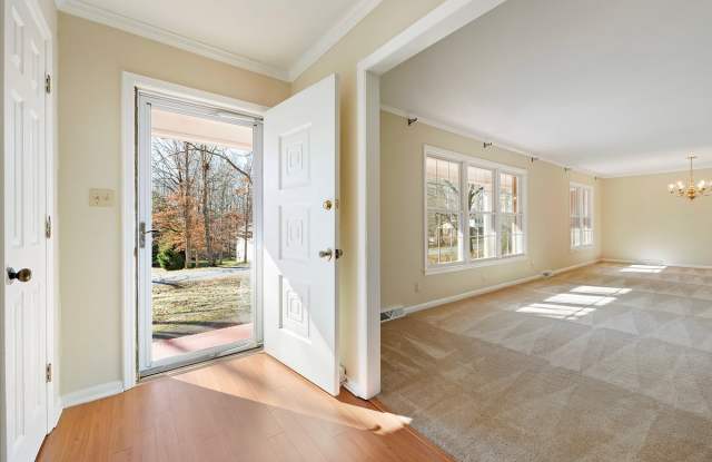 3252 Woodchuck Drive