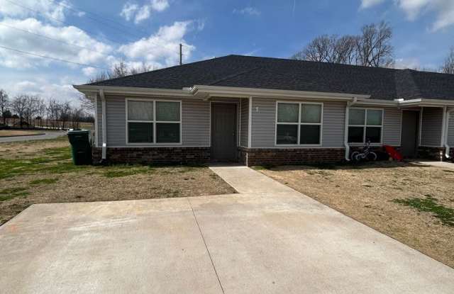 644 Hidden Springs Dr.