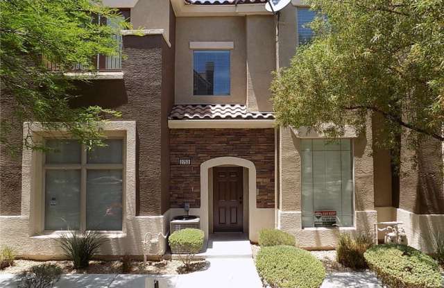 2753 FOUNTAIN RIDGE Lane - 2753 Fountain Ridge Lane, Henderson, NV 89074