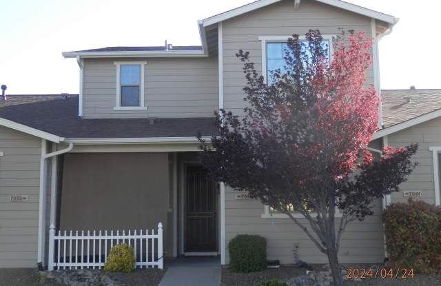 7036 E Lantern Lane