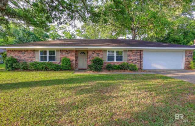 54 Paddock Drive - 54 Paddock Drive, Fairhope, AL 36532