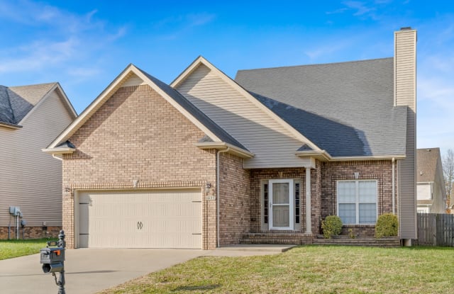 1233 Chinook Cir. - 1233 Chinook Circle, Clarksville, TN 37042