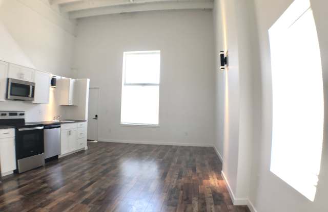 Photo of 401 Charlotte Street