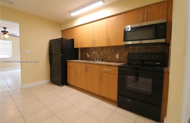 2120 NW 93rd Street 2124, Miami, FL 33147