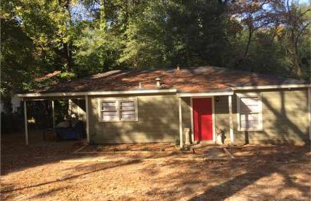 819 Ponder Street