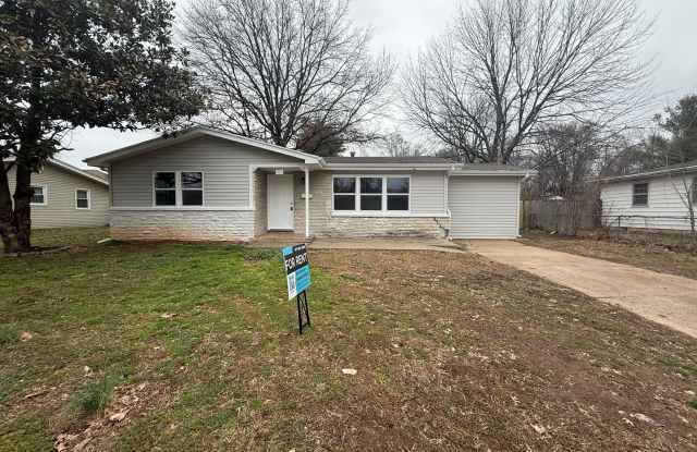 4 Bedroom 2 Bathroom House Available NOW!