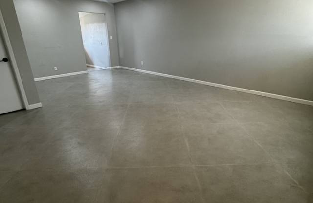 1744 South Chrysler Avenue