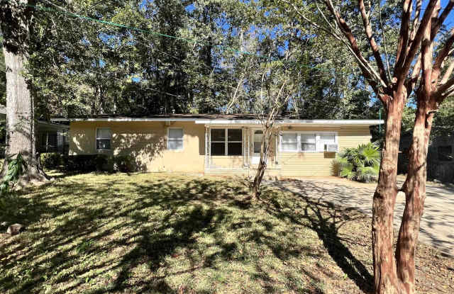 3422 Miami Drive