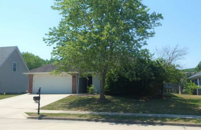 Photo of 3 Bedroom 2 Bath Home in Seven Oaks Neighborhood