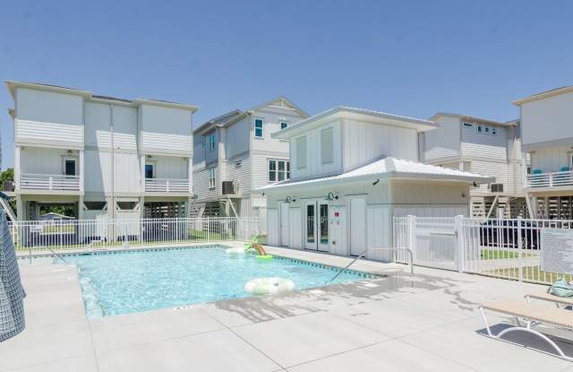 (C317) 902 S Second Street, Unit 2, Carolina Beach, NC 28428