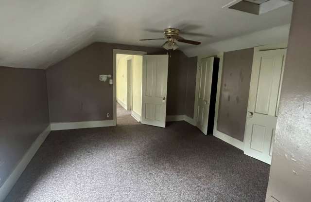 401 1/2 Spaulding Avenue - 2